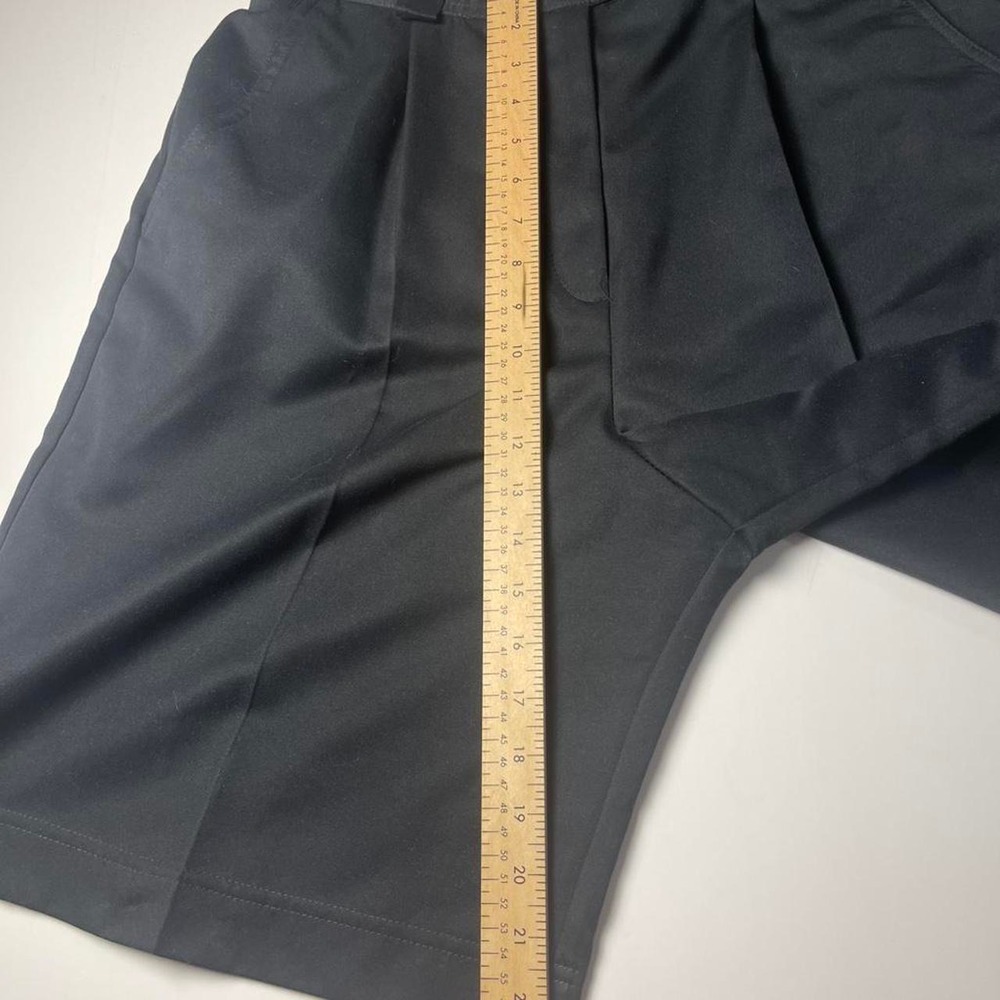 Lily's of Beverly Hills black pleated shorts Women's size 14 Bermuda style - Picture 7 of 8